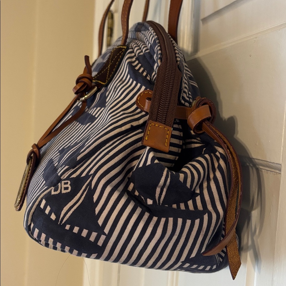 Dooney & Bourke sailboat print bag - Picture 7 of 11